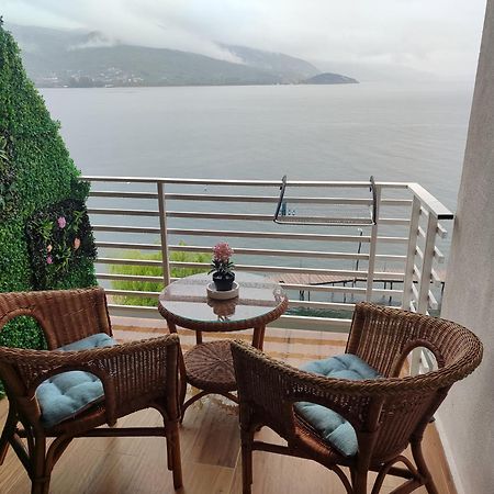 Pearl'S Apartments Ohrid Bagian luar foto