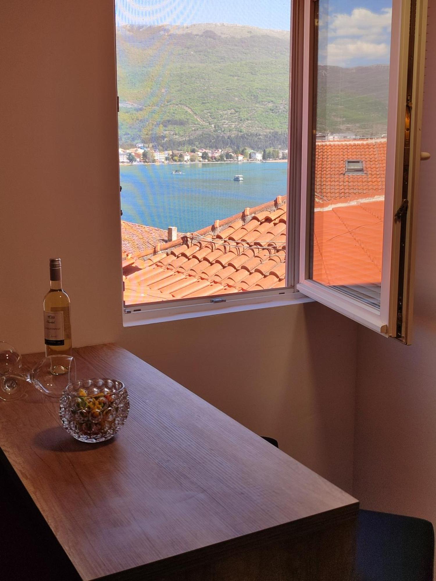 Pearl'S Apartments Ohrid Bagian luar foto