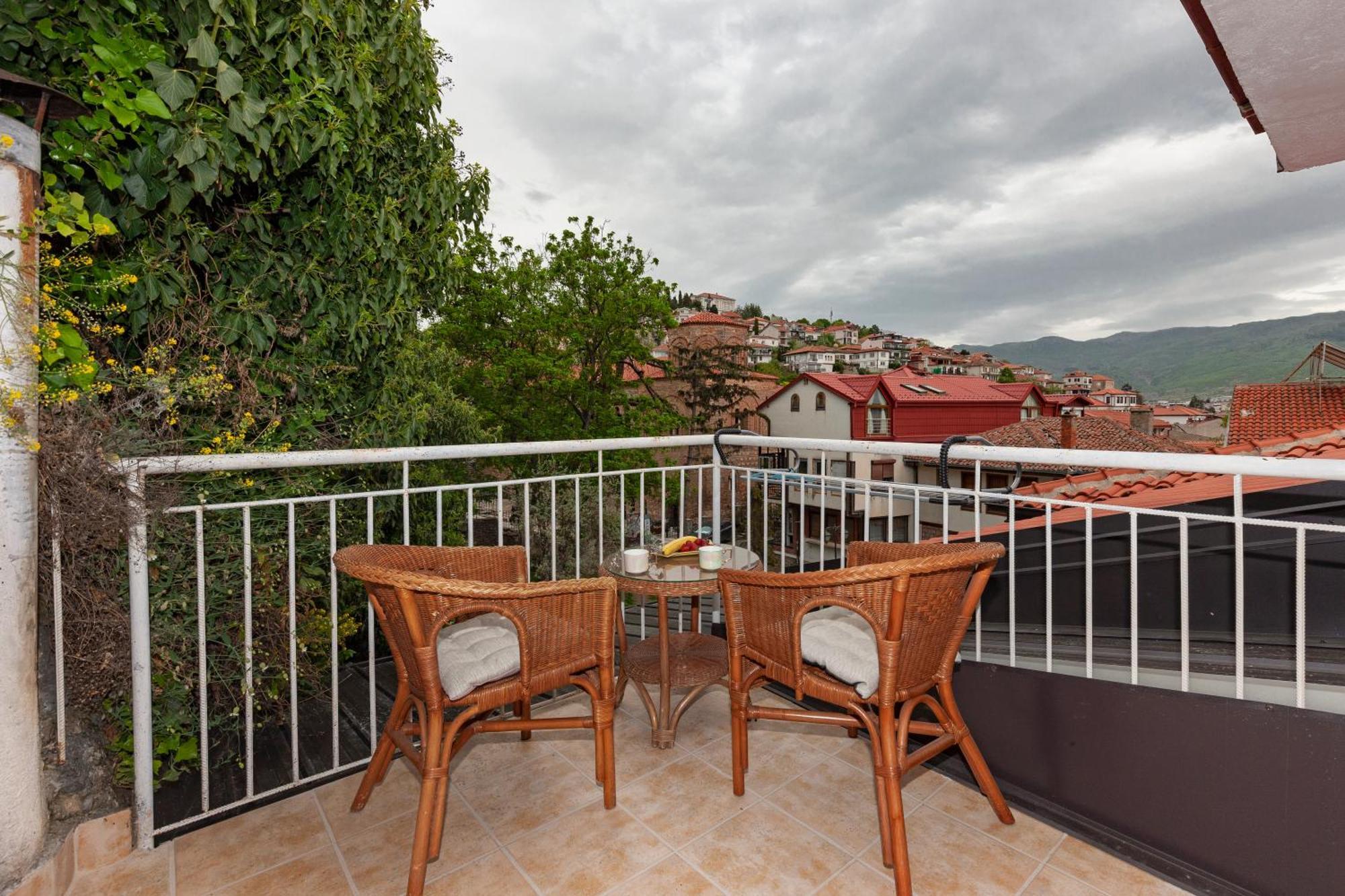Pearl'S Apartments Ohrid Bagian luar foto